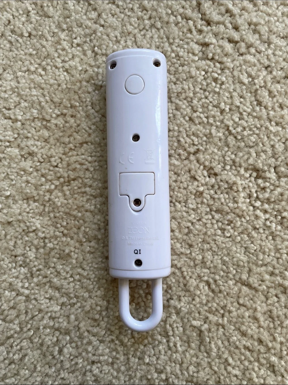 R2-D2 Themed White pizza slicer (handle only)